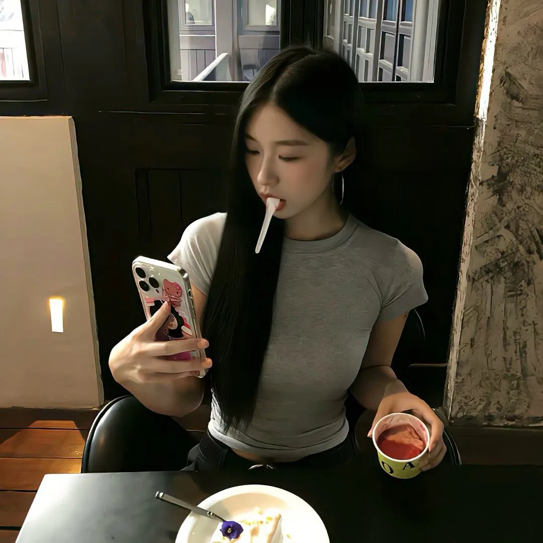 蛮舟艳影